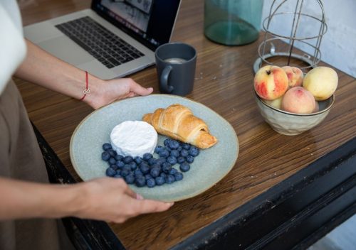 An Easy Spring Home Refresh for Newlyweds Moving in Together
