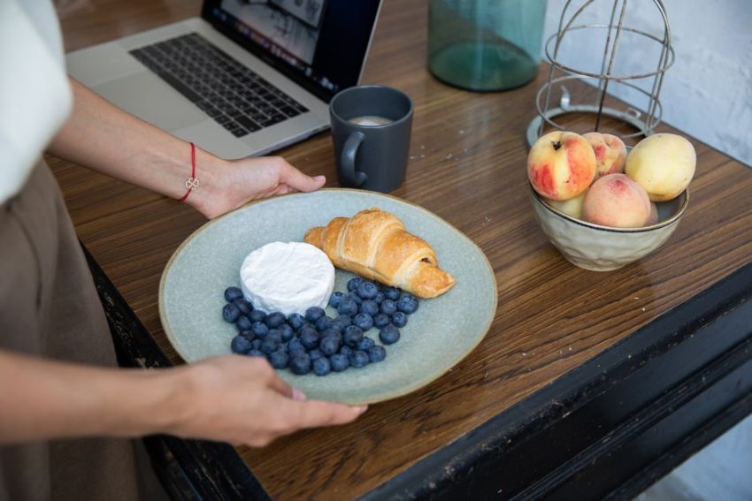 An Easy Spring Home Refresh for Newlyweds Moving in Together