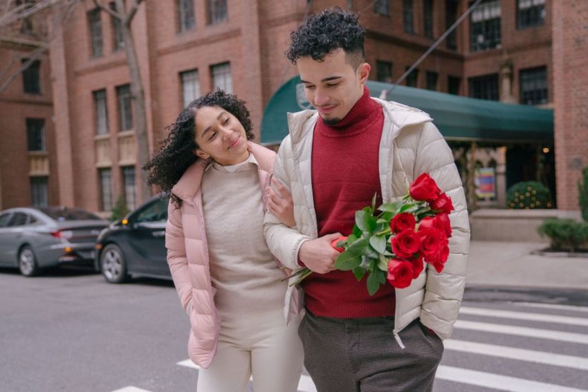 Valentine’s Day Date-Night Outfits That Aren’t All Red
